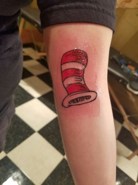 Cat In The Hat Tattoo, Pink Tattoo, Sleeves Ideas, Classy Aesthetic, Make Your Mark, Triangle Tattoo, Sleeve Tattoos, Cool Tattoos, Tatting