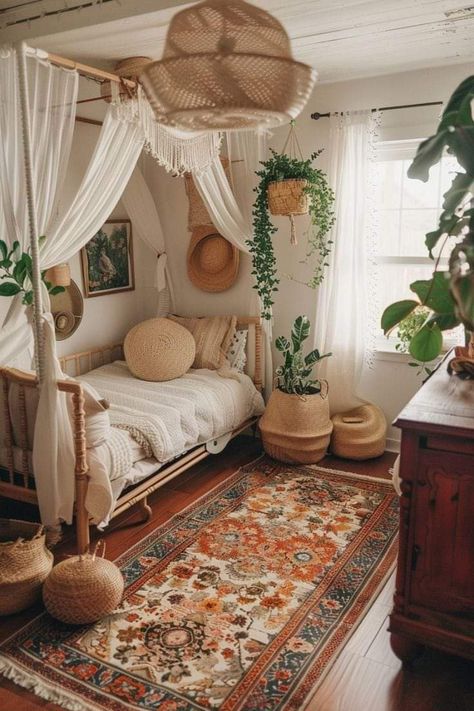 Daybed Room Ideas, Boho Daybed, Vintage Bedroom Design, Boho Bedroom Decor Ideas, Daybed Room, Vintage Bedroom Ideas, Dreamy Space, Sage Green Bedroom, Bedroom Upgrade