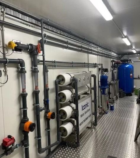 Iconic water is a leading provider of reverse osmosis desalination in Australia. Our unique range of reverse osmosis plants helps to turn salty water into fresh. Reverse Osmosis Water Filter, Healthy Water Drinks, Contaminated Water, Plant Help, Reverse Osmosis Water, Reverse Osmosis System, Water Molecule, Water System, Water Solutions