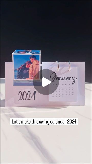 Diy Calender 2024, Callender Handmade 2024, Handmade Calendar Ideas, Handmade Calendar Ideas Creative, Photo Calendar Diy, Diy Photo Calendar, Calender Gift, Handmade Calendar, Birthday Craft