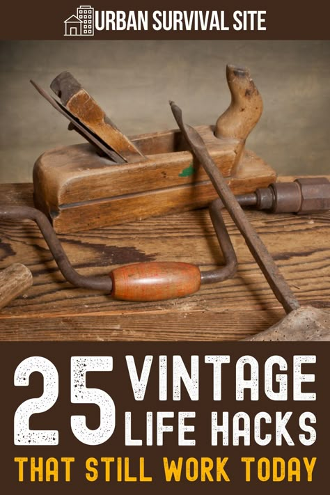 Most people have forgotten all the vintage life hacks that our ancestors considered common knowledge. Here are 25 hacks you can try. Camping Food Storage, Antique Knowledge, Life Skills Curriculum, Hack My Life, Shtf Preparedness, Defense Techniques, Situational Awareness, Cool Hacks, Survival Skills Life Hacks