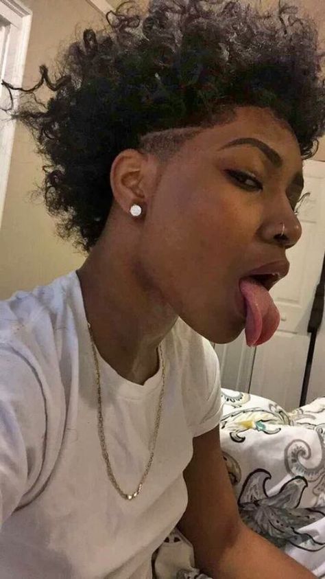 She fine as shit  What that tongue do tho?                                                                                                                                                                                 More Stud Lesbians, Pelo Afro, Corte De Cabelo Masculino, Afro Hair, Fade Haircut, Latest Hairstyles, Afro Hairstyles, Black Girls Hairstyles, Haircuts For Men