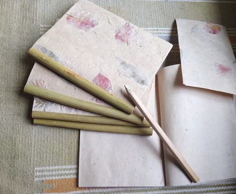 Paper Mulberry, Paper Art Projects, Farmhouse Crafts, Card Making Tips, Mulberry Paper, Paper Book, Fabric Book, Specialty Paper, Scrapbooking Projects