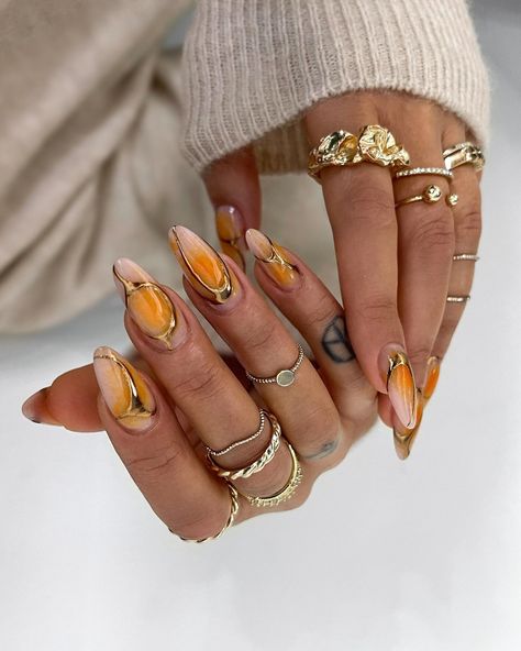 36 Stunning Fall Vacation Nails 2024: Cute, Classy, and Fun Designs for Your Autumn Getaway - divagaze.com Trendy Acrylic Nails, Vacation Nail Designs, Nail School, Future Nails, Blue Chrome Nails, Chrome Nail Art, Chrome Nails Designs, Summery Nails, Classy Acrylic Nails