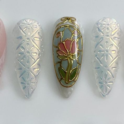 elle on Instagram: "stained glass 🌷  mosaic pattern ib @gulauri_nail   #pressonnails  #stainedglassnails  #stainedglassart  #mosaicnails  #floralnails  #ribbonnails  #summernails" Glass Stained Nails, Glass Effect Nail Art, Stained Glass Nail Art Design, Stained Glass Nails Designs, Fine Art Nails, Stain Glass Window Nails, Mosaic Nail Art, Stained Glass Window Nails, Stained Glass Nail Designs