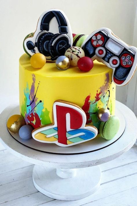 Gamer Birthday Cake, Playstation Cake, Cake Designs For Boy, Video Game Cakes, 14th Birthday Cakes, Teen Cakes, 13 Birthday Cake, Gamer Birthday, Dessert Recipies