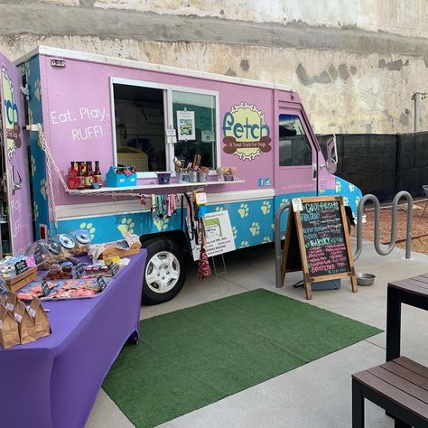 FETCH - A Treat Truck for Dogs on Instagram: “Here @thepizitz Yappy Hour until 730!! Perfect day for a doggie ice cream treat! #dogsofbham #treattruckfordogs #treatsfordogs…” Mobile Dog Treat Truck, Dog Food Truck, Yappy Hour Dogs, Dog Treat Business, Dog Boutique Ideas, Dog Daycare Business, Homemade Pet Treats, Pet Care Business, Pet Branding