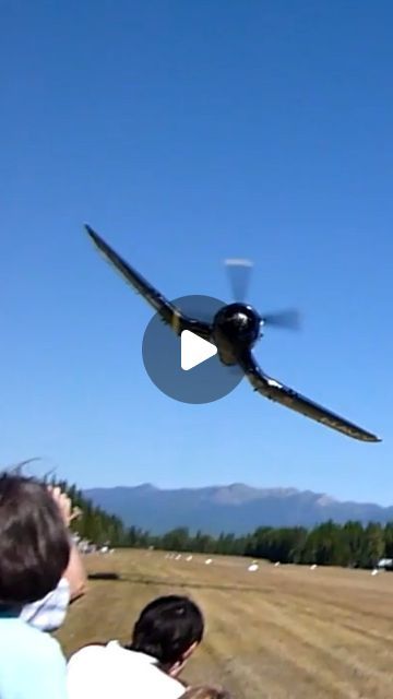 Corsair F4u, Warbirds Pinups, Aviation Accidents, Close Calls, Electric Aircraft, Avion Rc, Small Airplanes, F4u Corsair, Small Aircraft