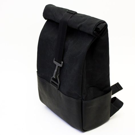 Hammarhead Industries' heavy duty backpack meant for motorcycle commuting Minimal Bags, Backpack Design, Top Backpacks, Leather Roll, Minimalistic Design, Design Minimal, Online Sale, Facebook Cover, Diy Bag