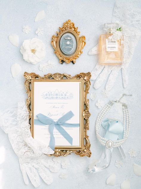 Stunning Cinderella-Inspired Oregon Castle Wedding Cinderella Inspired Wedding, Cinderella Wedding Theme, Cinderella Theme, Cinderella Wedding, Castle Wedding, Style Wedding, Wedding Theme, Style Me Pretty, Cinderella