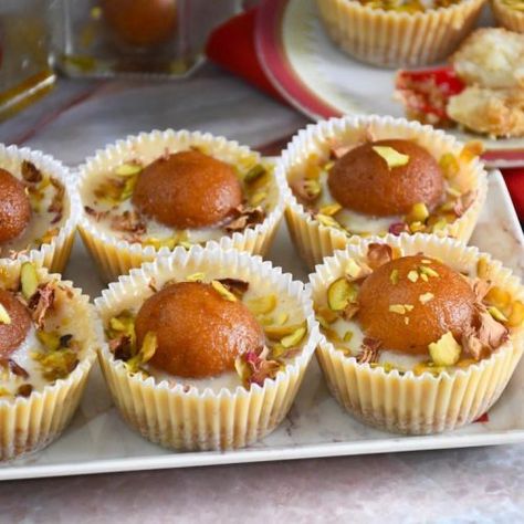 Eggless GulabJamun Cheesecake Cups - Gayathri's Cook Spot Shooters Recipes, Dessert Shooters Recipes, Easy Indian Dessert, Egg Free Baking, Dessert Shooters, Chocolate Recipes Homemade, Cheesecake Cups, Homemade Recipes Dessert, Eggless Desserts