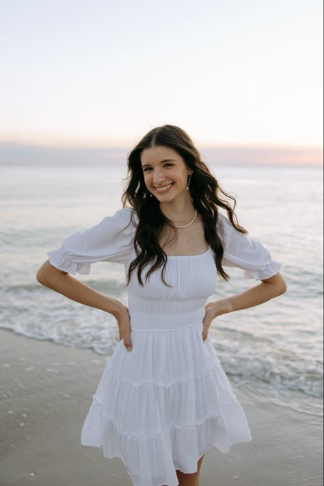 Senior Pictures In White Dress, White Frock Poses, Casual Dress Photoshoot Ideas, White Frock Photoshoot, White Outfits For Photoshoot, Birthday Photoshoot Ideas Dress, Cute Poses In Frock, Picture Poses For Dresses, Beach Photoshoot White Dress