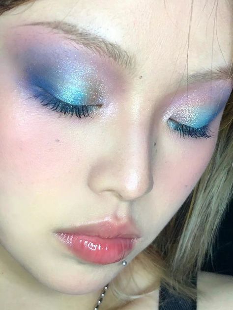 No Ordinary Girl, Bold Eyeshadow, Funky Makeup, Mekap Mata, 20 Makeup, Swag Makeup, Smink Inspiration, Ethereal Makeup, Dope Makeup