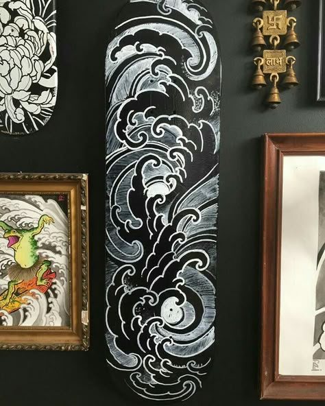 Japanese Cloud Tattoo, Japanese Wave Tattoos, Paint Tattoo, Bodysuit Tattoos, Painting Waves, Japanese Tattoos For Men, Country Tattoos, Skateboard Deck Art, Skateboard Art Design