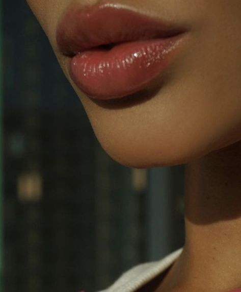 Upturned Lips Aesthetic, Pretty Full Lips, Full Plump Lips Aesthetic, Nice Lips Aesthetic, Russian Lips Aesthetic, Lips Aesthetic Pictures, Small Lips Model, Round Lips Aesthetic, Soft Lips Aesthetic