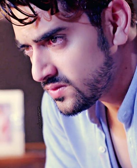 My angry man so cute 😍😍😍😍 Mud Off Dp Image, Angry Pictures, Angry Boy, Handsome Indian Men, Angry Man, Zain Imam, Cute Couples Photography