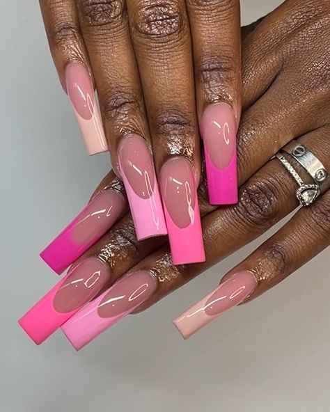 Different Shades Of Pink Nails French Tip, Different Shades Of Pink Nails French, Different Shades Of Pink Nails Acrylic, Pink Nail Sets Medium, Pink Shades Nails, Birthday Pink Nails, Different Shades Of Pink Nails, Pink And Brown Nails, Shades Of Pink Nails