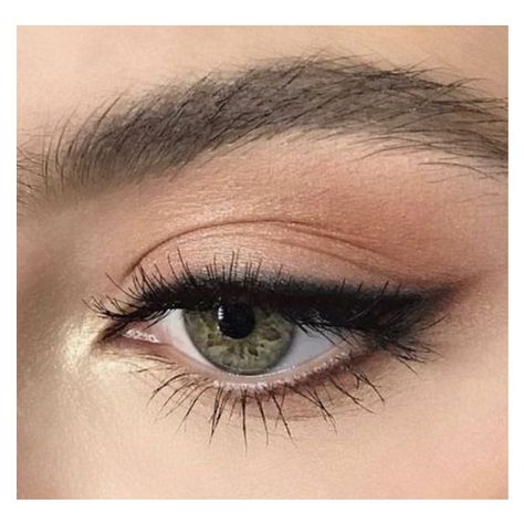 Stila Smudge Stick Waterproof Eye Liner. ❤ liked on Polyvore featuring beauty products, makeup, eye makeup and eyeliner Makeup Brown, Skincare Korean, Tutorial Eyeliner, Boda Ideas, Makeup Korean, Simple Eyeliner, Make Up Inspiration, Smink Inspiration, Beauty Make-up