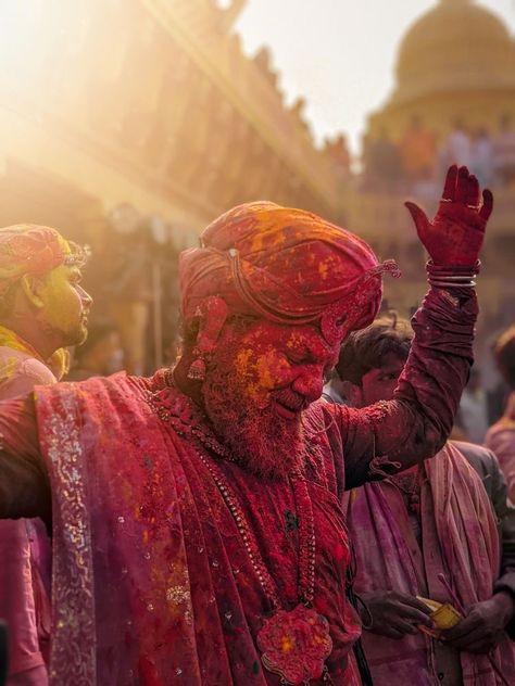 Mathura Holi Photography, Vrindavan Holi Photography, Vrindavan Holi Aesthetic, Holi Festival Aesthetic, Braj Holi, Barsana Holi, Mathura Holi, Ab Reference, Indian Color Festival