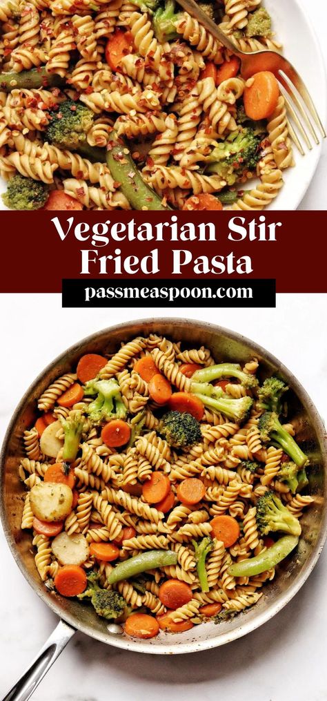 This delicious stir fried pasta is a combination of a rainbow of veggies, a flavorful sauce, and tender pasta for a satisfying meal! This is a great weeknight meal! Pasta Stir Fry, Chickpea Noodles, Stir Fry Pasta, Stir Fry Veggies, Asian Pasta, Rainbow Pasta, Fried Pasta, Vegetarian Stir Fry, Gluten Free Soy Sauce