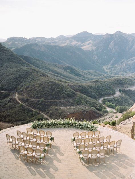 Cliff Wedding, Mountain Top Wedding, Ceremony Seating, Destination Wedding Locations, Destination Wedding Venues, Outdoor Wedding Decorations, Outdoor Wedding Venues, Estate Wedding, Trendy Wedding