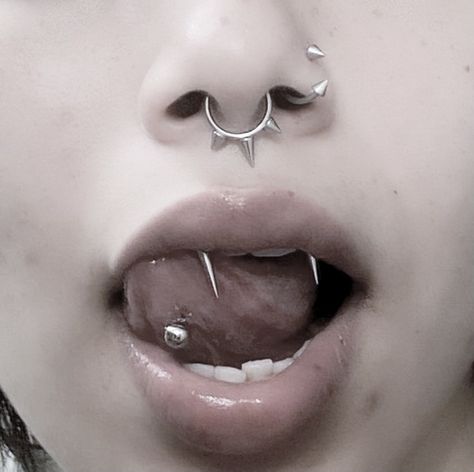 Yule Alter, Piercing Reference, Nostril Nose Piercing, Goth Piercings, Nasallang Piercing, Spider Bite, Nail Piercing, Nostril Ring, Spike Ring