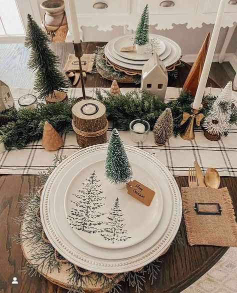 Christmas Tables, Kirkland Home Decor, Holiday Tablescape, Holiday Dinner Party, Modern Christmas Decor, Christmas Centerpieces Diy, Christmas Kitchen Decor, Holiday Tablescapes, Setting Ideas