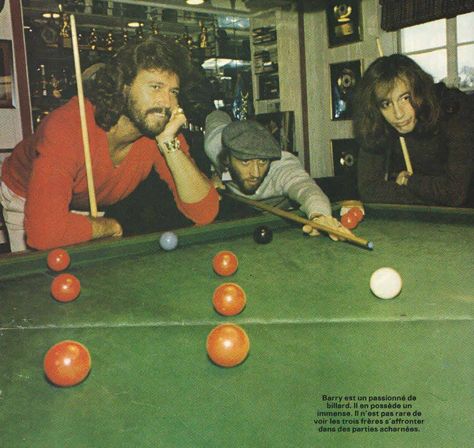 Bee Gees - They loved to play pool... Pool Table Photoshoot, Billiards Aesthetic, Casino Jackpot, Playing Pool, Band Photoshoot, Vintage Editorials, Jackie Gleason, American Exceptionalism, Ball Aesthetic