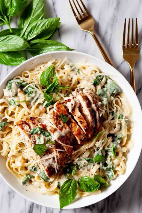 Healthier Chicken Alfredo | Chew Out Loud Light Chicken Alfredo Recipe, High Protein Alfredo, Healthy Chicken Alfredo, Crockpot Chicken Alfredo, Spinach Alfredo, Chicken Fettuccine Alfredo, Fresh Zucchini, Chicken Alfredo Recipes, Chicken Alfredo Pasta