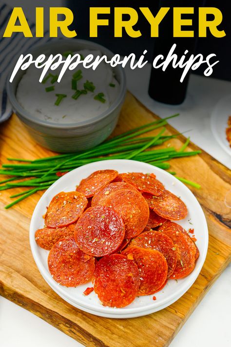 Fried Pepperoni, Airfryer Chips, Air Fryer Pepperoni, Bariatric Snacks, Reset Recipes, Pepperoni Chips, Heathly Recipes, Low Carb Mug Cakes, Keto Crackers