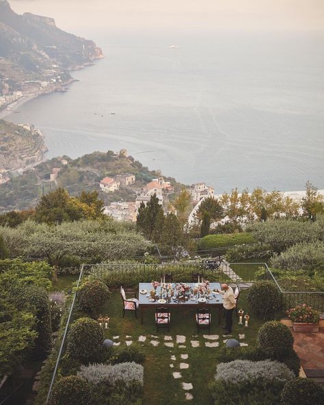 Caruso on Instagram: “Escape to the Amalfi Coast for a romantic getaway with your sweetheart. When the evening comes, take a seat at our Chef's table for an…” Belmond Caruso, Hotels In Italy, Europe Honeymoon, Sicily Wedding, Belmond Hotels, Italy Honeymoon, Luxury Collection Hotels, Europe Wedding, Micro Weddings