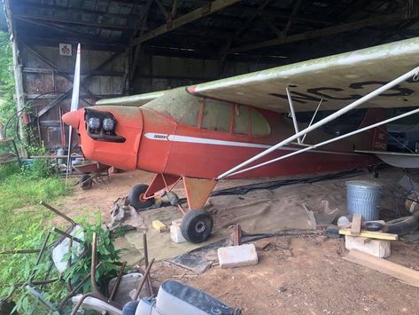 Vintage planes like this 1940 Piper J-5 Cub Cruiser remind us that just like those of us who like to find sunny, dry days to tackle some backroads in a classic roadster or muscle car, there are aviation aficionados who take to the skies when the horizons are clear. The Piper seen here is a... Homestead House, Old Planes, Vintage Planes, General Aviation, Simple Machines, Good Bones, Vintage Airplanes, Multi Family Homes, Vintage Aircraft