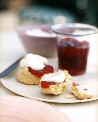 See the "Cream Scones" in our  gallery Cream Scones Recipe, High Tea Food, Strawberry Jam Recipe, Cream Scones, Tea Party Food, Cream Tea, Clotted Cream, Pastry Blender, Scone Recipe