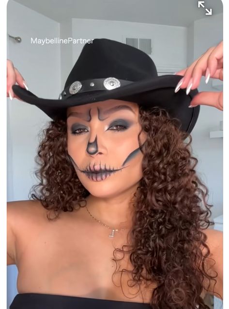 Cowboy Makeup, Cowgirl Makeup, Skeleton Makeup, Diy Halloween Costumes For Women, Cowgirl Costume, Costume Makeup, Diy Halloween Costumes, Halloween Costumes Women, Diy Halloween