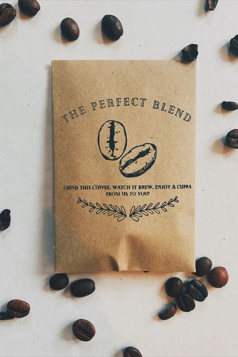 A great, new, alternative wedding favour gift for the coffee lovers among us! You can customise your order size to suit your party! ‘The perfect Blend - Grind this coffee, watch it brew, enjoy a cuppa from us to you!’ S Your favour packets are made without any plastic. Hand stamped with a repurposed wooden stamp, non toxic ink and are the perfect pocket sized and affordable gift to take home. Earthy Wedding Favors, Wedding Favours Unique, Coffee Wedding Favor, Alternative Wedding Favors, Wedding Doorgift, Wedding Favour Ideas, Coffee Wedding Favors, Food Wedding Favors, Affordable Wedding Favours