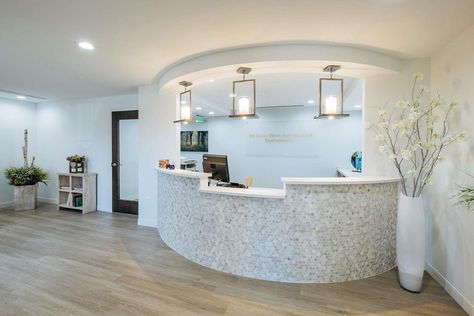 Vet Reception, Budget Schedule, Dental Office Design Receptions, Spa Design Interior, Dental Reception, Chiropractic Office Design, Reception Area Design, Dentist Office Design, Optometry Office