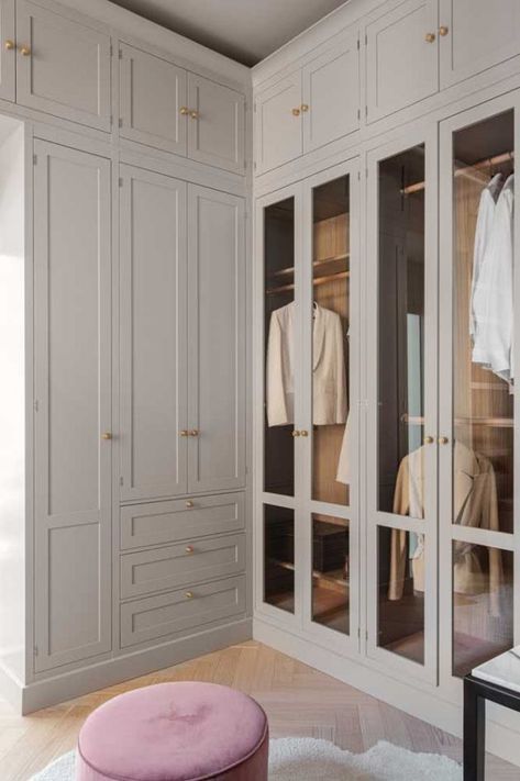 Corner Closet, Bedroom Built In Wardrobe, Dressing Room Decor, Corner Wardrobe, Dressing Room Closet, Dream Closet Design, Walk In Closet Design, Luxury Closets Design, Wardrobe Room