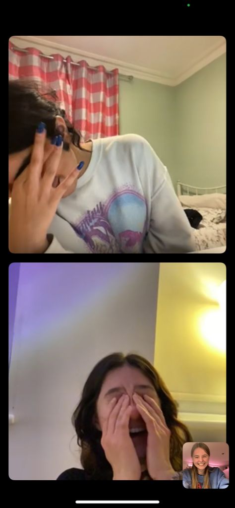 Facetime Facetiming Friends Aesthetic, Group Facetime Aesthetic, Facetime Friends Aesthetic, Face Time Call Pics, Facetime Calls Screenshots, Facetime Pictures, Ft Pics, Face Time Call, Facetime Aesthetic