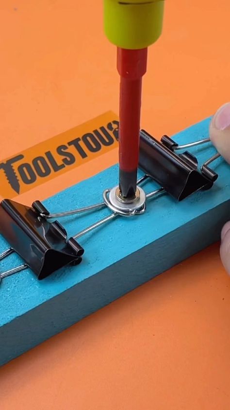 toolstour on Instagram: Easy! Binder Clips Screwdriver Holder #binder #binderclips #screwdrivers #storageideas #wallstorage #screwdriverholder #holder… Diy Screwdriver Organizer, Screw Drivers, Wood Slice Crafts, Binder Clips, Tool Holder, Christmas Wood Crafts, Wood Fence, Wall Storage, Wood Letters