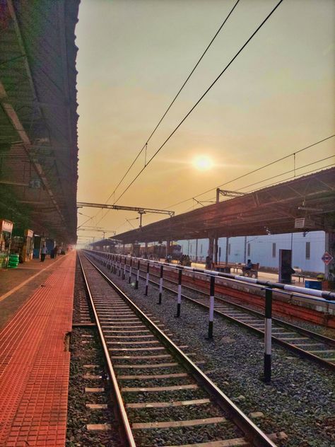 Kerala god's own country Railway Station Kerala, Kollam Kerala, Couples Music, Alto Car, God's Own Country, Edit Ideas, Indian Aesthetic, Kochi, Railway Station