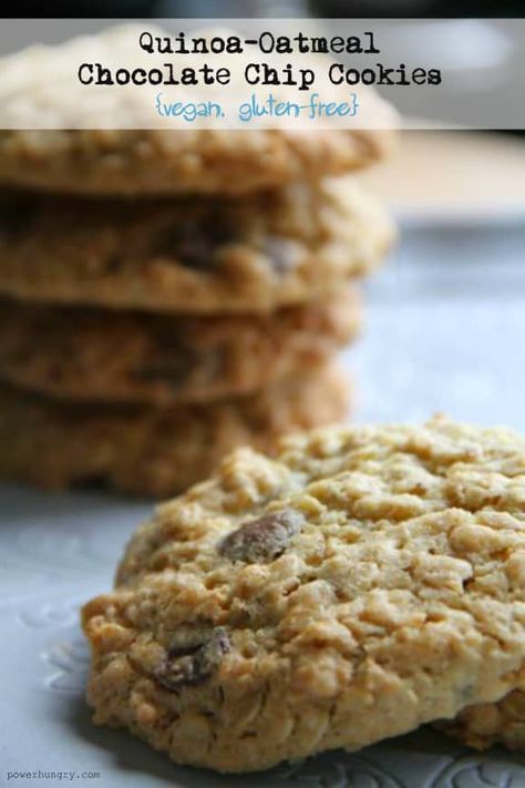 Vegan Quinoa-Oatmeal Chocolate Chip Cookies {gluten-free} Quinoa Dessert Recipes, Quinoa Desserts, Quinoa Oatmeal, Chocolate Chip Cookies Vegan, Quinoa Cookies, Quinoa Flour, Easy Quinoa, Vegan Quinoa, Simply Quinoa