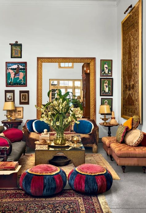 Indian Room, Indian Living Room, Indian Living Rooms, India Home Decor, Painted Cupboards, Indian Interiors, Indian Princess, Indian Homes, Indian Inspired