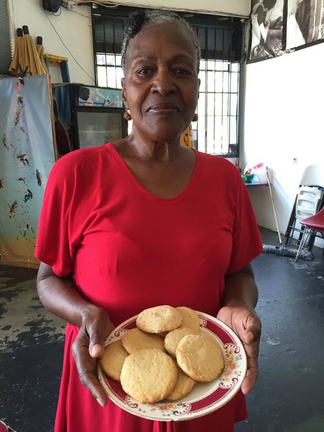 Food To Celebrate Freedom: Tea Cakes For Juneteenth! : Code Switch : NPR Juneteenth Meals, Juneteenth Celebration Ideas, Old Fashioned Tea Cakes, Tea Cake Recipe, African American Food, Tea Cake Cookies, Resipi Kek, Tea Cakes Recipes, Southern Recipes Soul Food