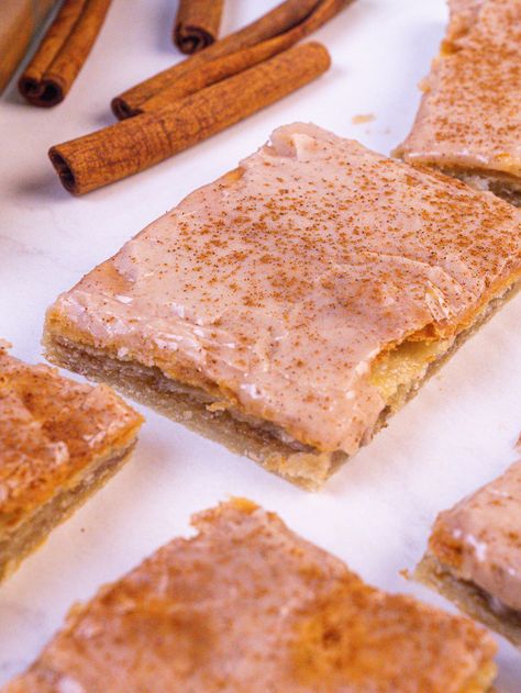 Cinnamon Sugar Poptart Bars | 12 Tomatoes Brown Sugar Pop Tarts, Swig Sugar Cookies, Homemade Pop Tarts, Cinnamon Bars, Sugar Pop, Shortbread Bars, Special Occasion Food, Pop Tart, 12 Tomatoes