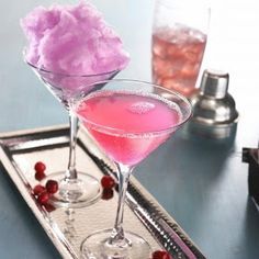 TGI Fridays Pink Punk Cosmo Recipe Cosmo Drink, Cotton Candy Martini, Cotton Candy Drinks, Cotton Candy Cocktail, Cosmo Recipe, How To Make Pink, Spicy Candy, Skyy Vodka, Pink Punk