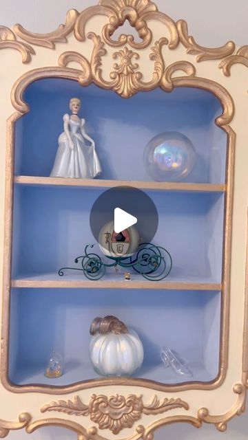 Cinderella Inspired Bedroom, Cinderella Aesthetic Bedroom, Cinderella Room Ideas, Cinderella Nursery Theme, Cinderella Furniture, Cinderella Nursery Vintage, Cinderella Bedroom, Cinderella Nursery, Baby Girl Nursery Princess Disney Cinderella Carriage