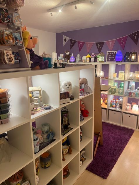 #scentsy #scentsygermany #scentsysuperstardirector Scentsy Office Ideas, Scentsy Organization, Scentsy Office, Office Idea, Scentsy Ideas, Selling Scentsy, Scentsy Business, She Shed, Office Ideas