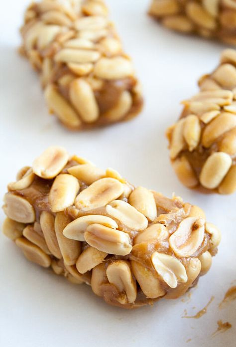 Homemade Payday Bars (vegan, gluten free) - These sweet and salty bars taste just like Payday candy bars, but they're vegan and have only 3 ingredients! #paydaybars #peanutbars #homemadepaydaybars Homemade Pay Day Candy, How To Make Payday Candy Bars, Homemade Pay Day Bars, Vegan Payday Bar, Home Made Payday Bars, Homemade Payday Bites, Keto Payday Bars, Pay Day Bars Recipe, Copycat Payday Candy Bars