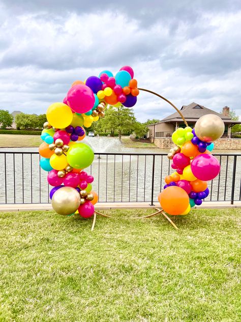 Multi Colored Balloon Arch, Bright Colored Balloon Arch, Fiesta Theme Balloon Arch, Bright Balloon Arch, Neon Balloon Decorations, Fiesta Balloon Arch, Neon Balloon Garland, Neon Balloon Arch, Fiesta Balloon Garland