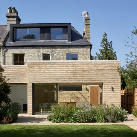 Neil Dusheiko Architects contrasts pale-brick extension with charred-wood garden sauna Victorian Semi Detached House, Garden Sauna, Brick Extension, Wood Sauna, Charred Wood, Wood Garden, House Extension Design, Rear Extension, Dormer Windows